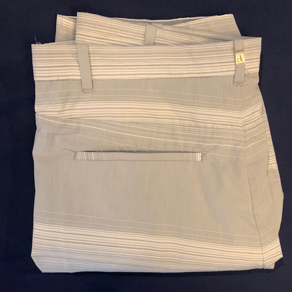 Calvin Klien Men’s Dress shorts